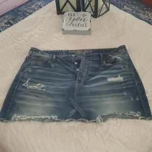 AE Destroyed Demin skirt